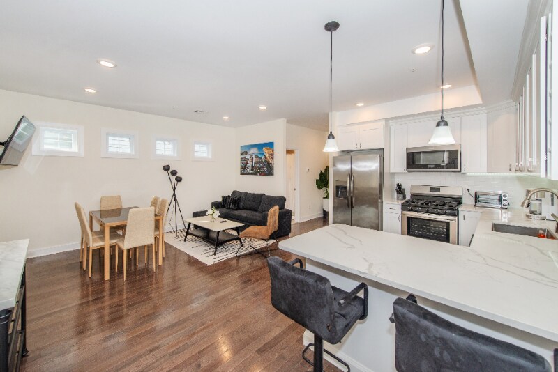 Building Photo - 1608 52nd St