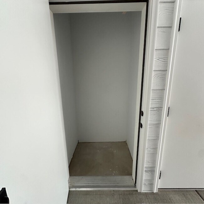 Building Photo - New 2 Bedroom 2 bathroom Teton Peak Flats Unit E 101 With Additional Storage Closet