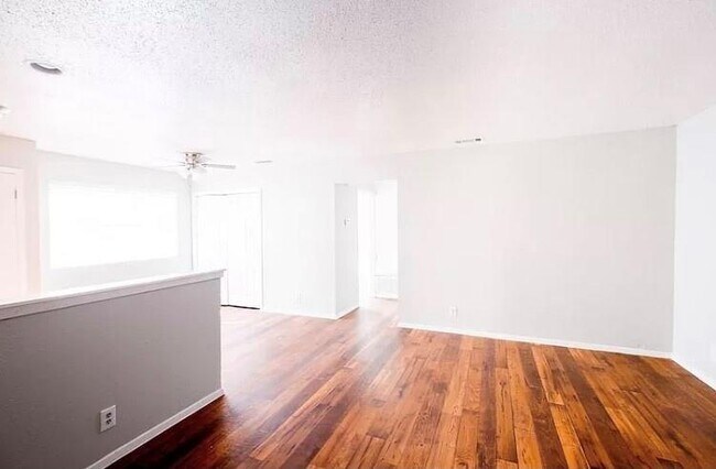Building Photo - 2306 Cedrick Cove