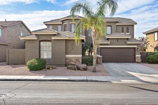 Building Photo - 4129 E Clubview Dr