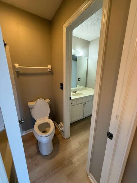 Building Photo - 2353 Gavinley Way