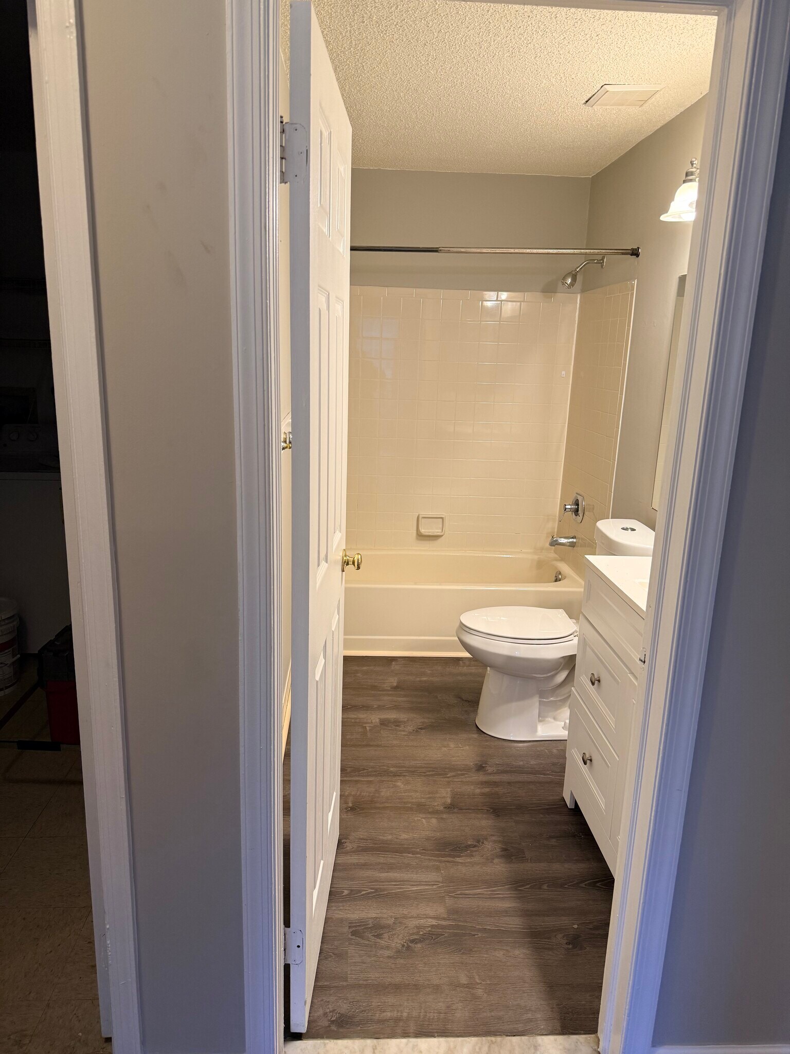 Building Photo - 32 Holly Ct