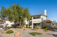 Building Photo - 2705 Beaver Creek Ct