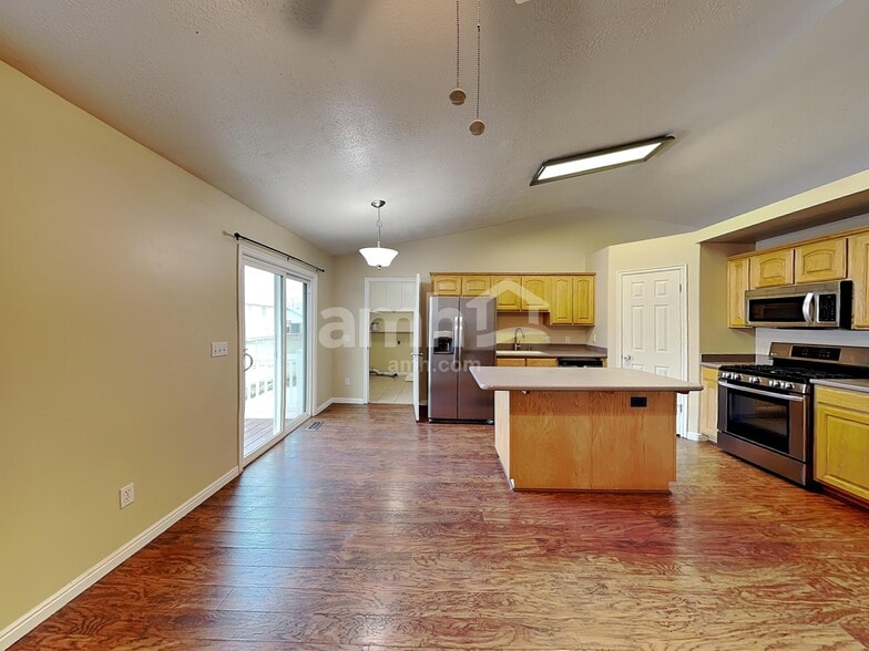 Building Photo - 120 S 1660 W