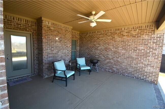 Building Photo - 13514 William Dr