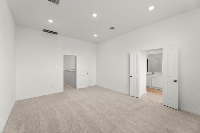 Building Photo - 12523 Alligator Lake Ct