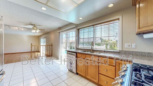Building Photo - 848 Sprucewood Ct