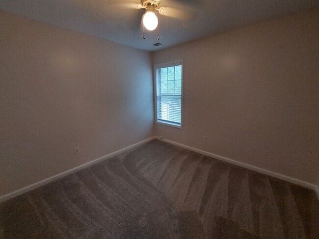 Building Photo - 7093 Mahonia Pl
