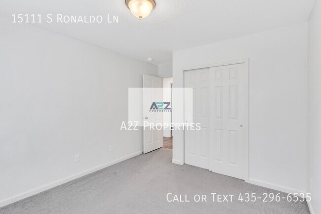 Building Photo - 15111 S Ronaldo Ln