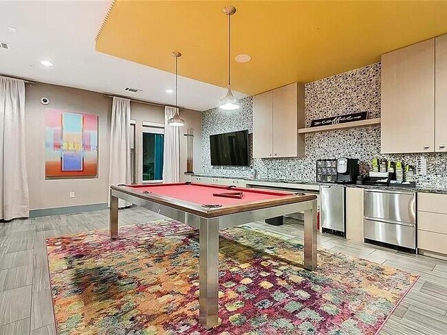 Building Photo - 1900 Barton Springs Rd