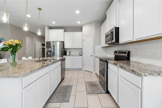 Building Photo - 2959 Storybrook Preserve Dr