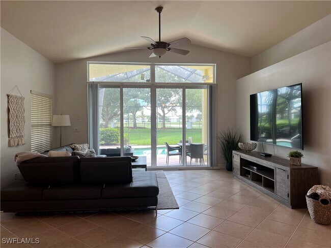 Building Photo - 2065 Isla De Palma Cir