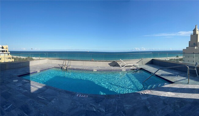 Building Photo - 1255 Collins Ave