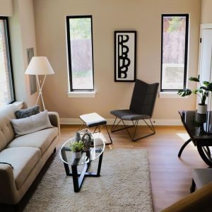 Building Photo - 308 E Lincoln St