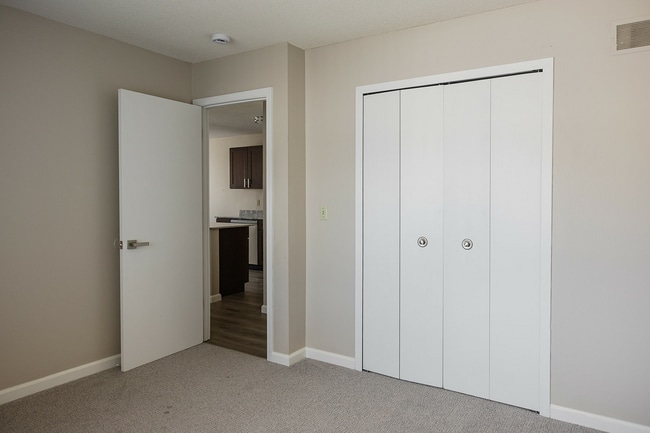 2025_12-04 13331 Court Place-52_websize.jpg - Court Place Townhomes