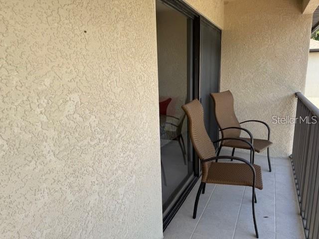 Building Photo - 6120 Country Club Way