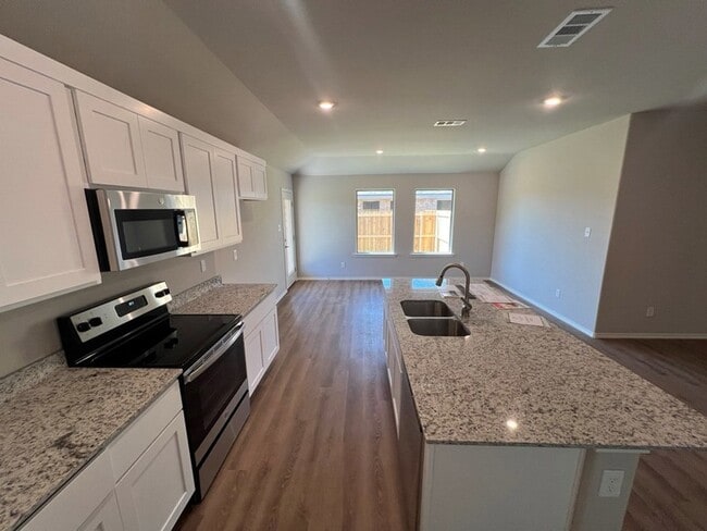 Building Photo - 7216 E County Rd 99