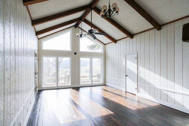 Building Photo - 25668 AR-23