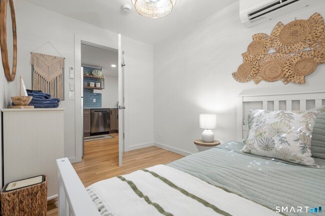 Building Photo - 1742 Boston Post Rd