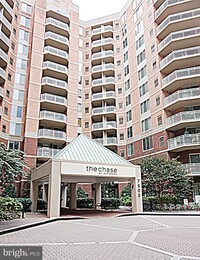 Building Photo - 7500 Woodmont Ave