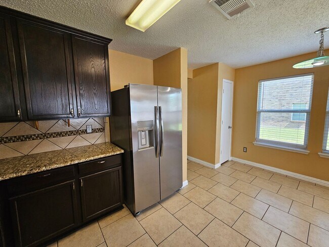 Building Photo - Incredible home available in Reserve At Hi...