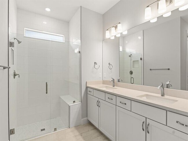 Building Photo - 4501 Nautilus Cir