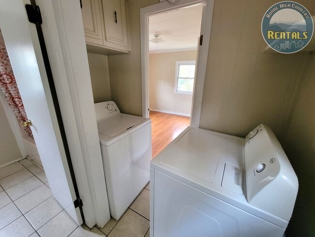 Building Photo - Cozy 2bd/1ba Home In Newland