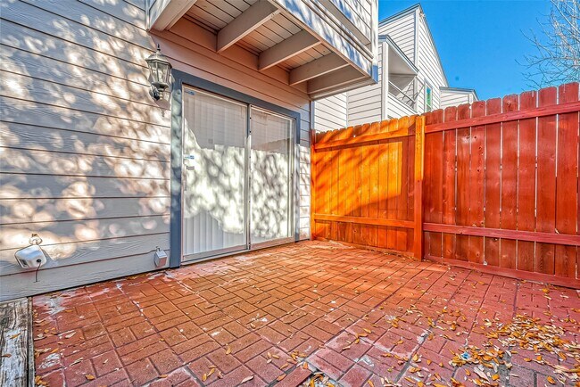 Building Photo - 5917 Fairdale Ln