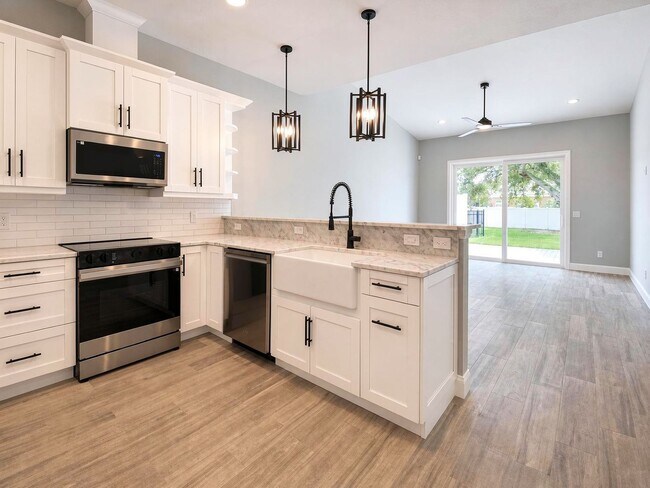 Building Photo - 1156 Windjammer Dr