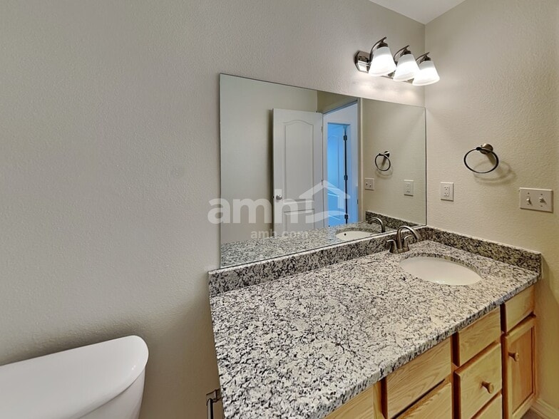 Building Photo - 6753 Mary Leizan Ln