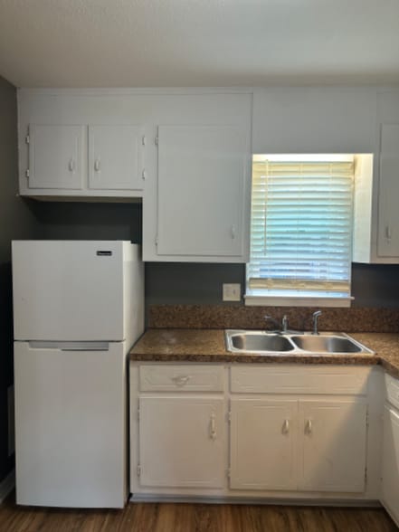 Building Photo - 1923 Norwood St SW