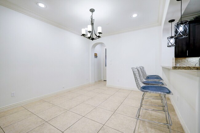 Building Photo - 14470 Summerleaf Ln