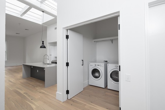 Floorplan - Auction House Apartments