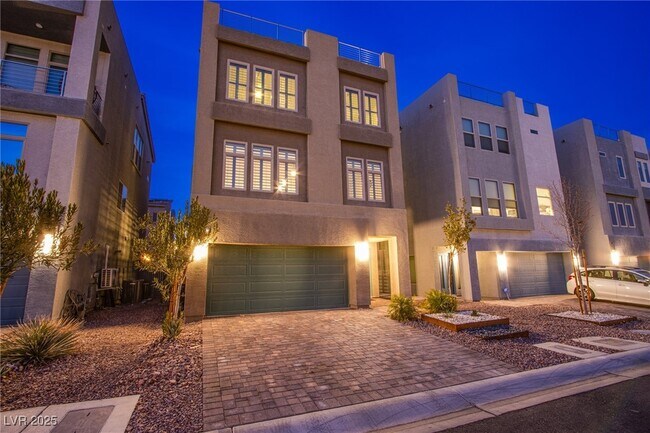 Building Photo - 8040 Haywood Estate Ave