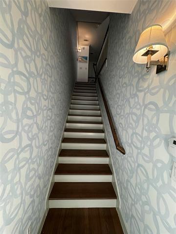 Building Photo - 1019 N Bishop Ave