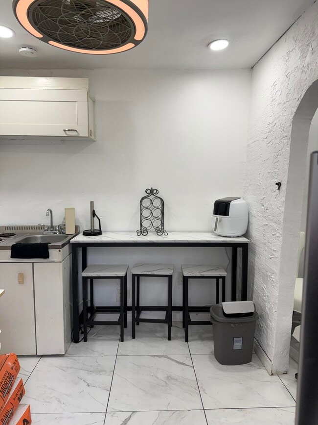 Building Photo - 3621 NW 3rd St