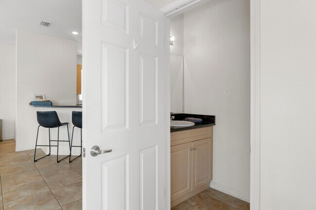 Building Photo - 4780 S Polderland Way