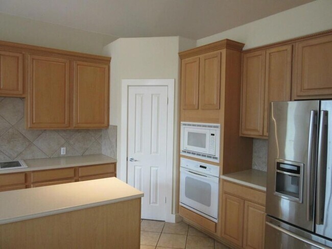Building Photo - 3908 Michael Neill Dr