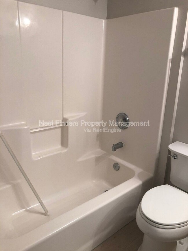 Building Photo - 12857 Chets Creek Dr N