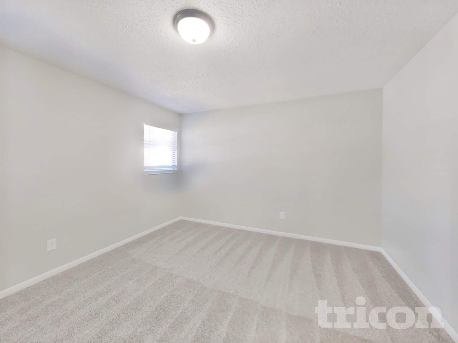 Building Photo - 12134 Quail Creek Dr