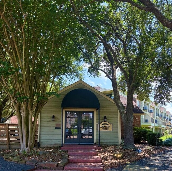 Building Photo - 18800 Egret Bay Blvd