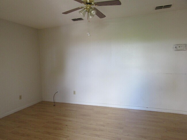 Building Photo - 5302 Springfield Ave