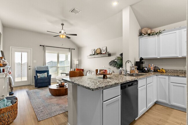 Building Photo - 9612 Caemlyn Cv