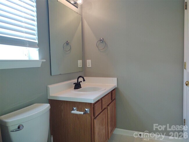 Building Photo - 7302 Woodbourne Ln