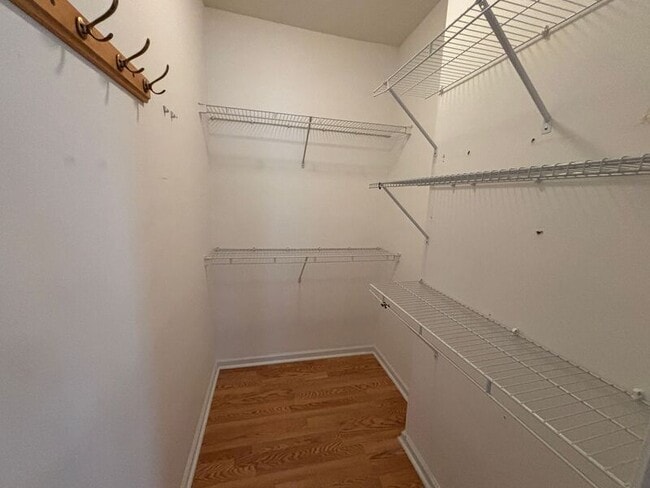 Building Photo - 112 Salinas Ct