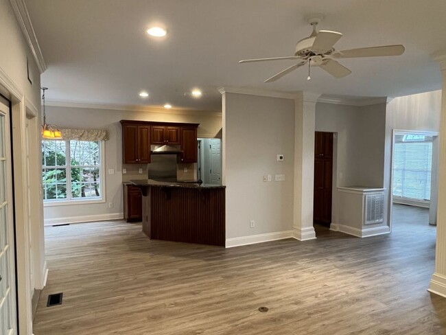 Building Photo - Refreshed 4 Bed home in Ballantyne