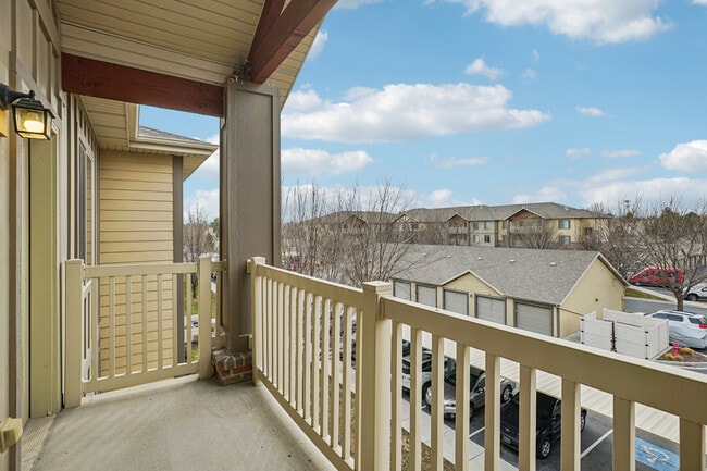 Building Photo - Silvercrest