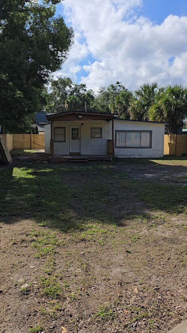 Building Photo - 7345 Penrose St