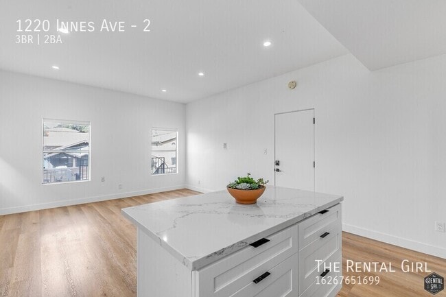 Building Photo - 1220 Innes Ave