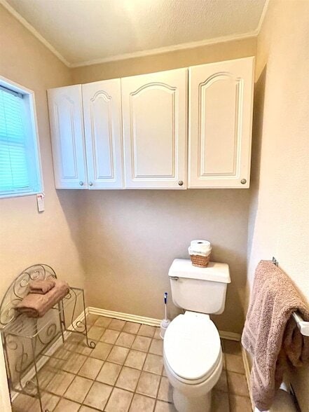 Building Photo - 406 Longshadow Rd